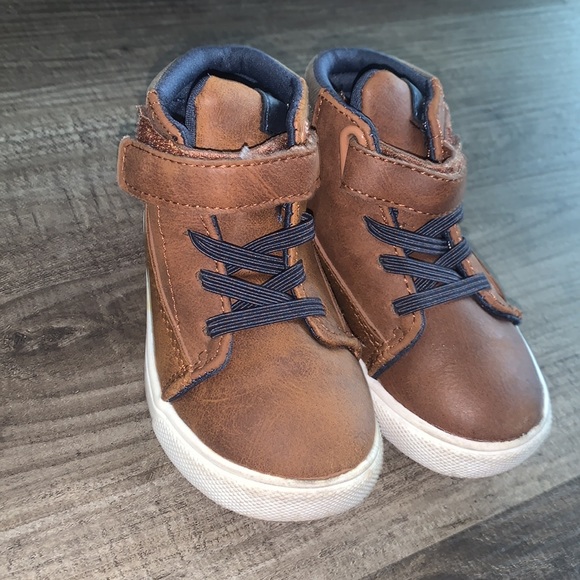 Toddler boy shoe bundle - Picture 2 of 7
